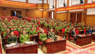 NINH BÌNH: Hội nghị tổng kết công tác đặc xá và công tác tái hoà nhập cộng đồng năm 2025