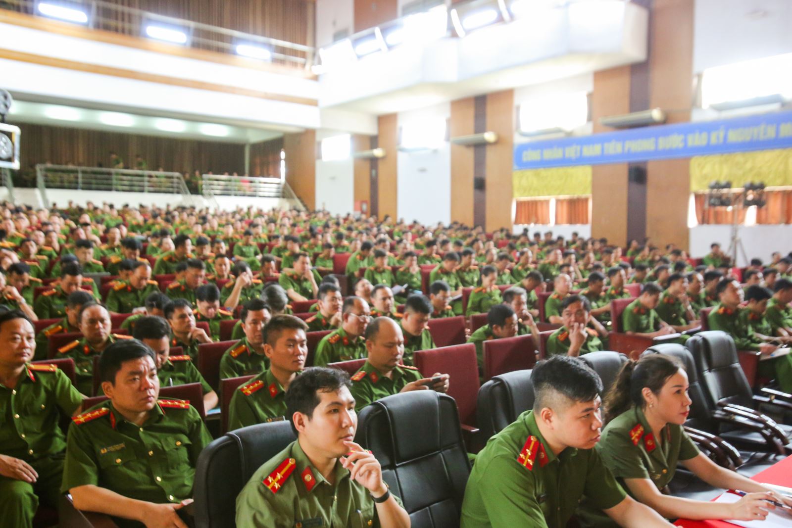 Tăng cường năng lực cho cán bộ xã trong công tác Thi hành án hình sự tại cộng đồng và tái hòa nhập cộng đồng.