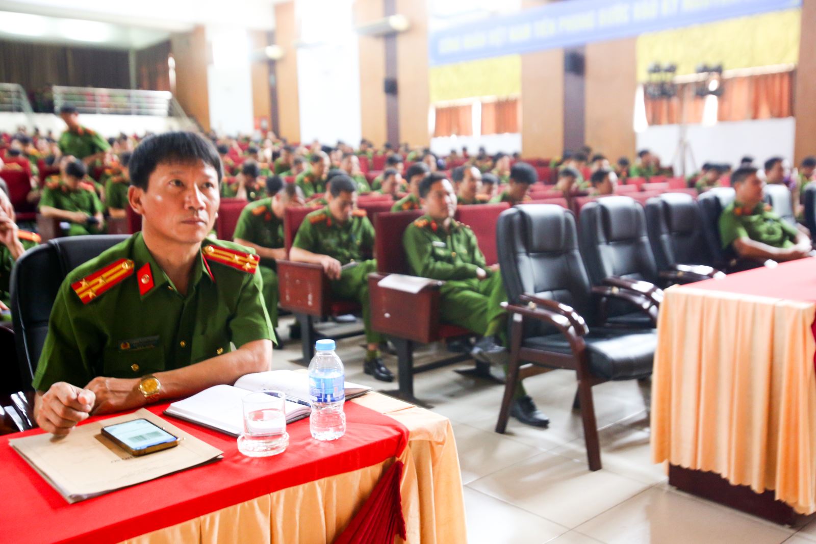 Tăng cường năng lực cho cán bộ xã trong công tác Thi hành án hình sự tại cộng đồng và tái hòa nhập cộng đồng.