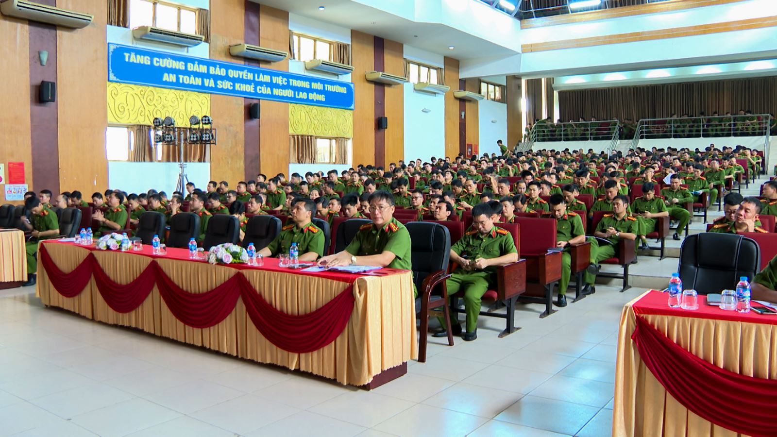 Tăng cường năng lực cho cán bộ xã trong công tác Thi hành án hình sự tại cộng đồng và tái hòa nhập cộng đồng.