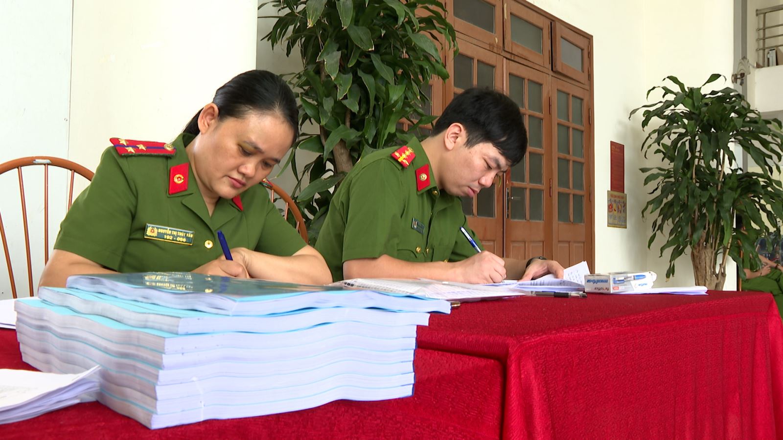 Tăng cường năng lực cho cán bộ xã trong công tác Thi hành án hình sự tại cộng đồng và tái hòa nhập cộng đồng.